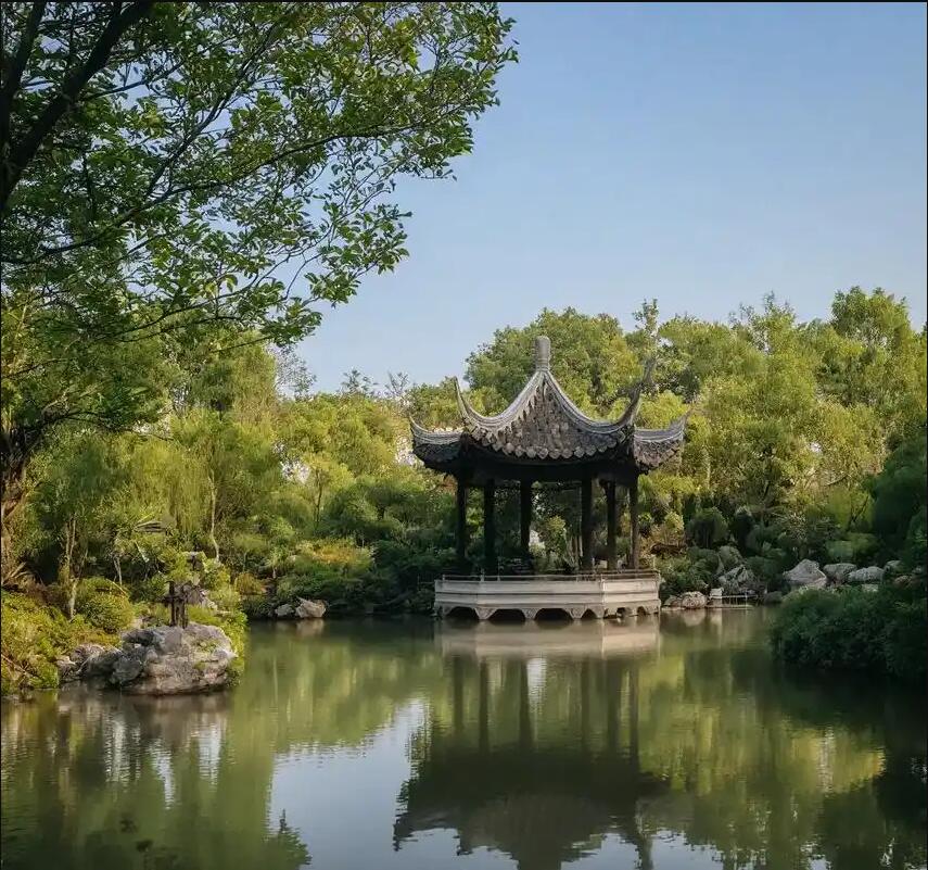 信宜笑蓝餐饮有限公司